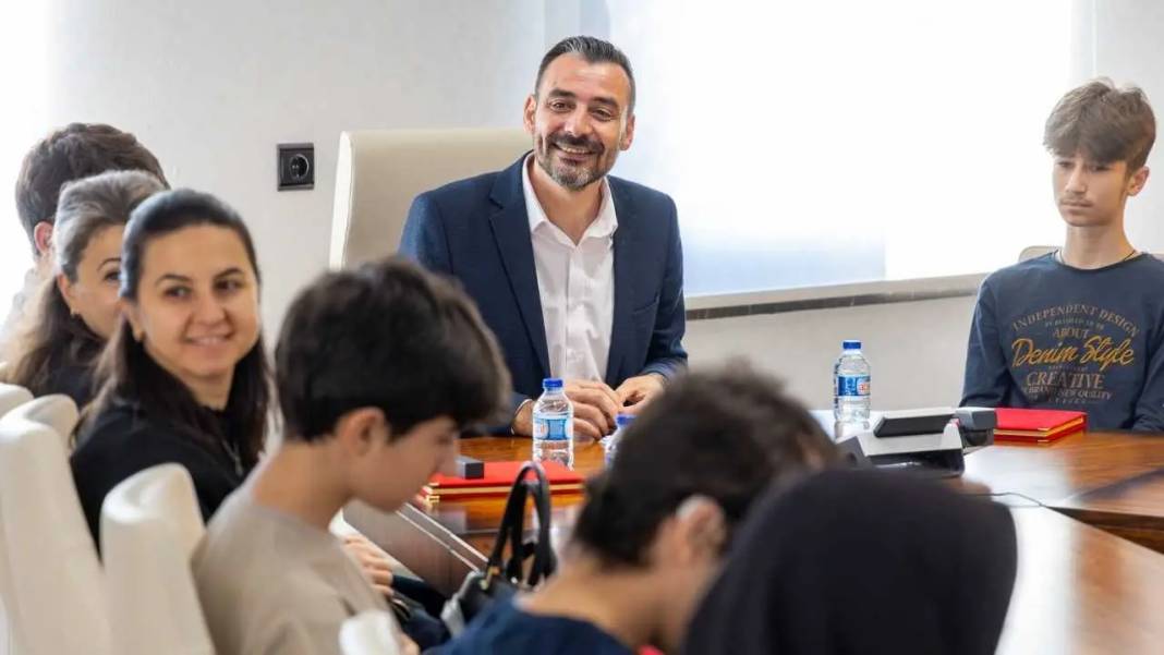 Manavgat’ta Gençlerin LGS ve YKS Başarısı Ödüllendirildi! 4